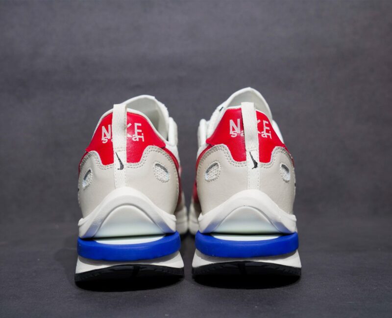 Giày Nike Sacai Vaporwaffle Sport Fuchsia Game Royal Like Auth