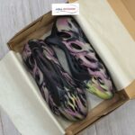 Adidas Yeezy Foam Runner ‘MX Carbon’