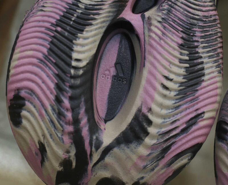 Adidas Yeezy Foam Runner ‘MX Carbon’