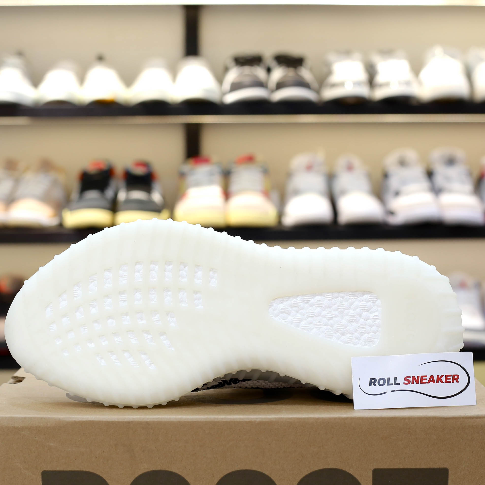 Giày Adidas Yeezy Boost 350 V2 ‘Zebra’