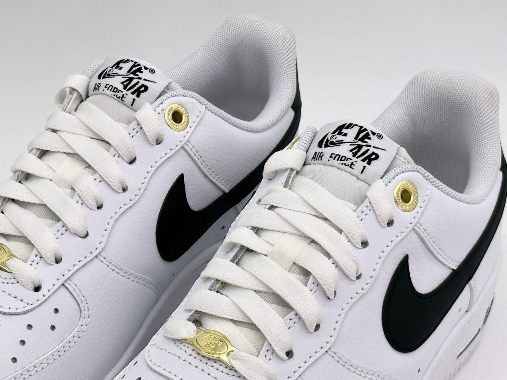 Giày Nike Air Force 1 ’07 LV8 ’40th Anniversary – White Black’ Like Auth