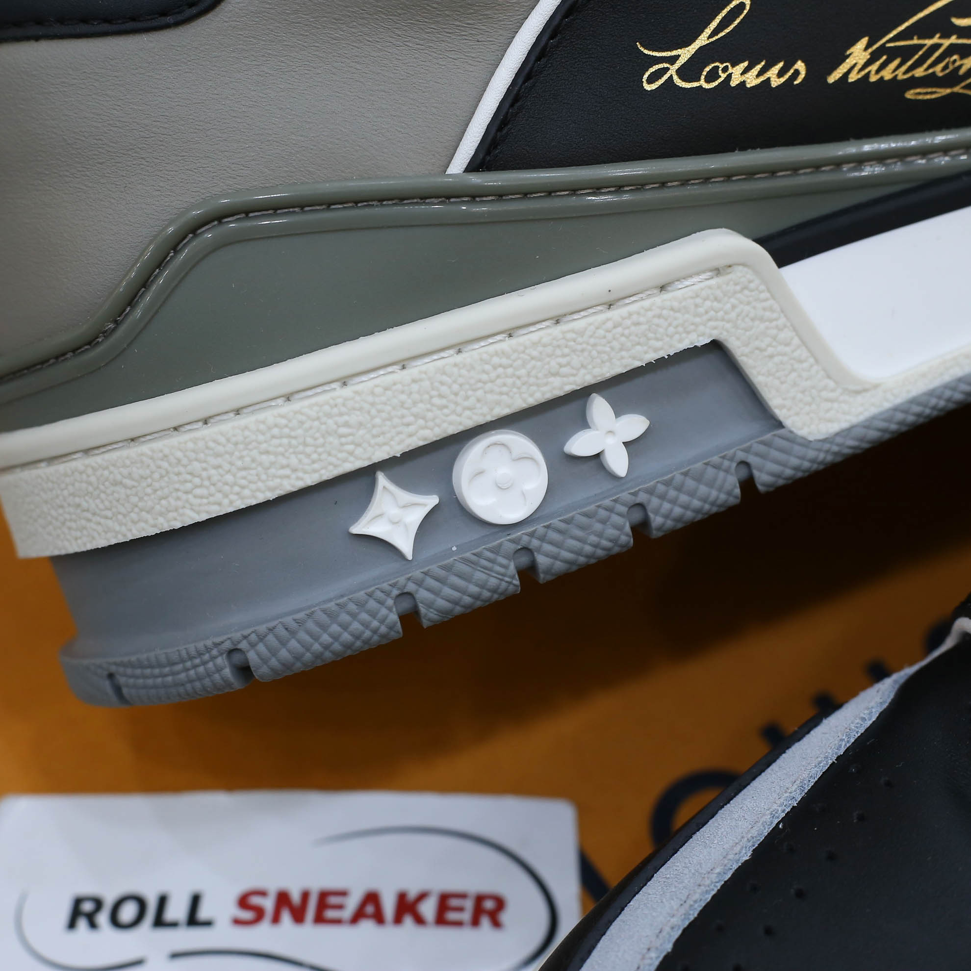 Giày Louis Vuitton Lv Trainer #54 Signature Black Grey Red Best Quality