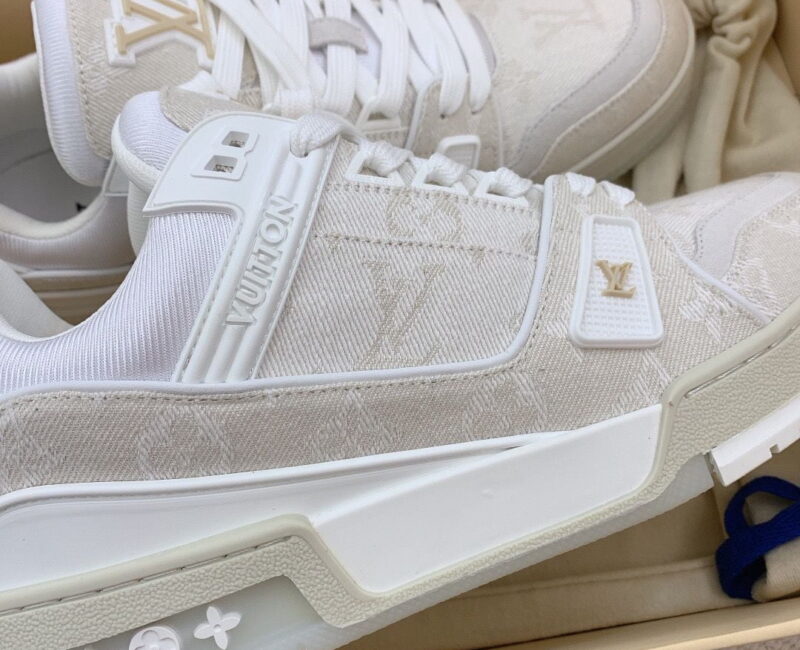 Giày Louis Vuitton LV Trainer Monogram Demin màu Beige Like Auth