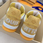 Giày Louis Vuitton Lv Trainer Monogram Yellow quai Velcro Like Auth