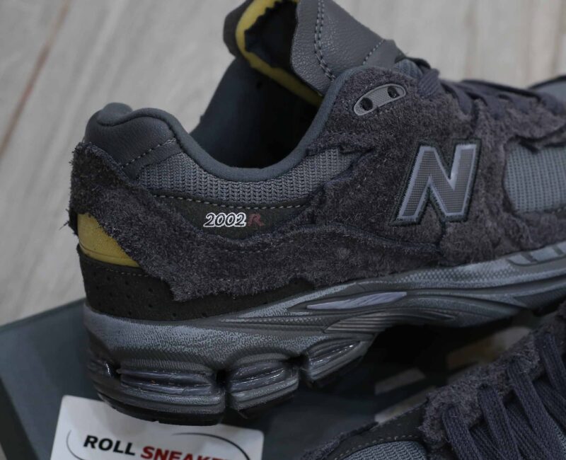Giày New Balance 2002R Protection Pack Phantom Like Auth