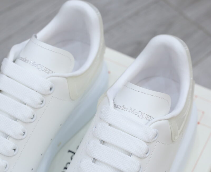 Giày Alexander Mcqueen Gót Trắng Trong Like Auth