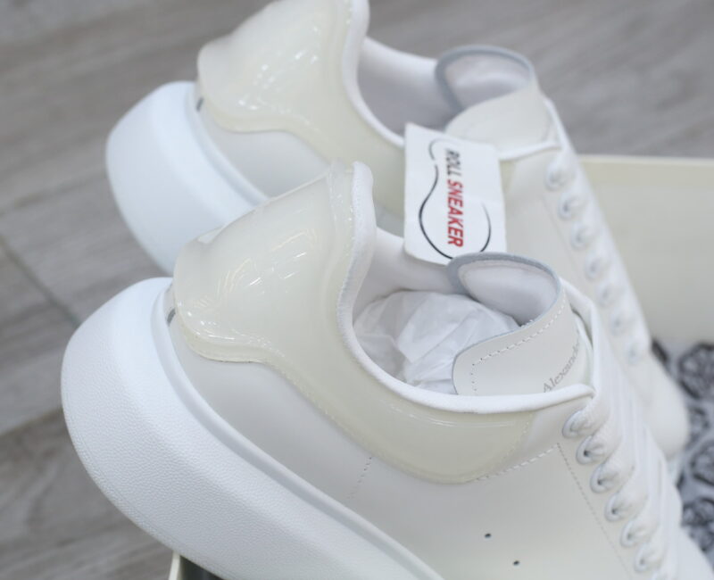 Giày Alexander Mcqueen Gót Trắng Trong Like Auth