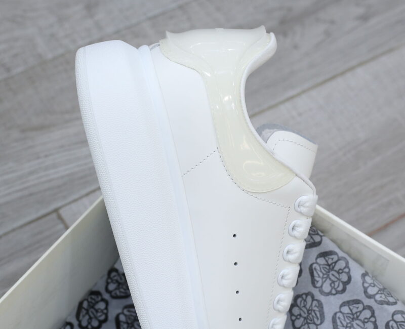 Giày Alexander Mcqueen Gót Trắng Trong Like Auth
