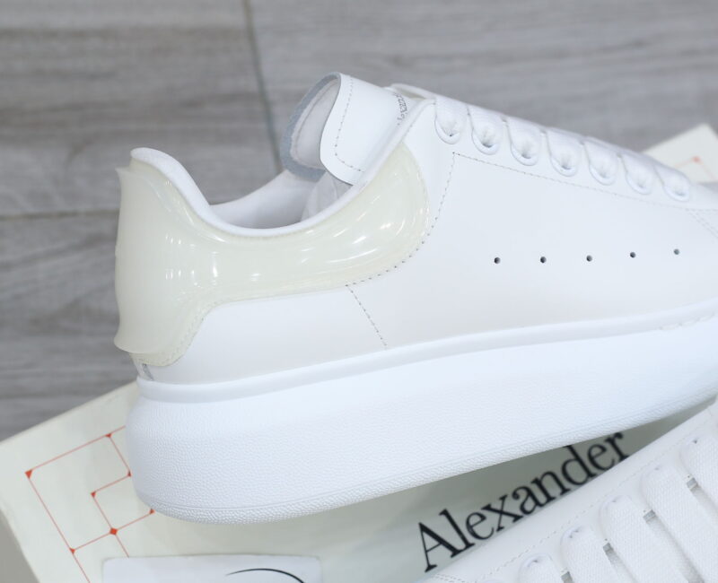 Giày Alexander Mcqueen Gót Trắng Trong Like Auth