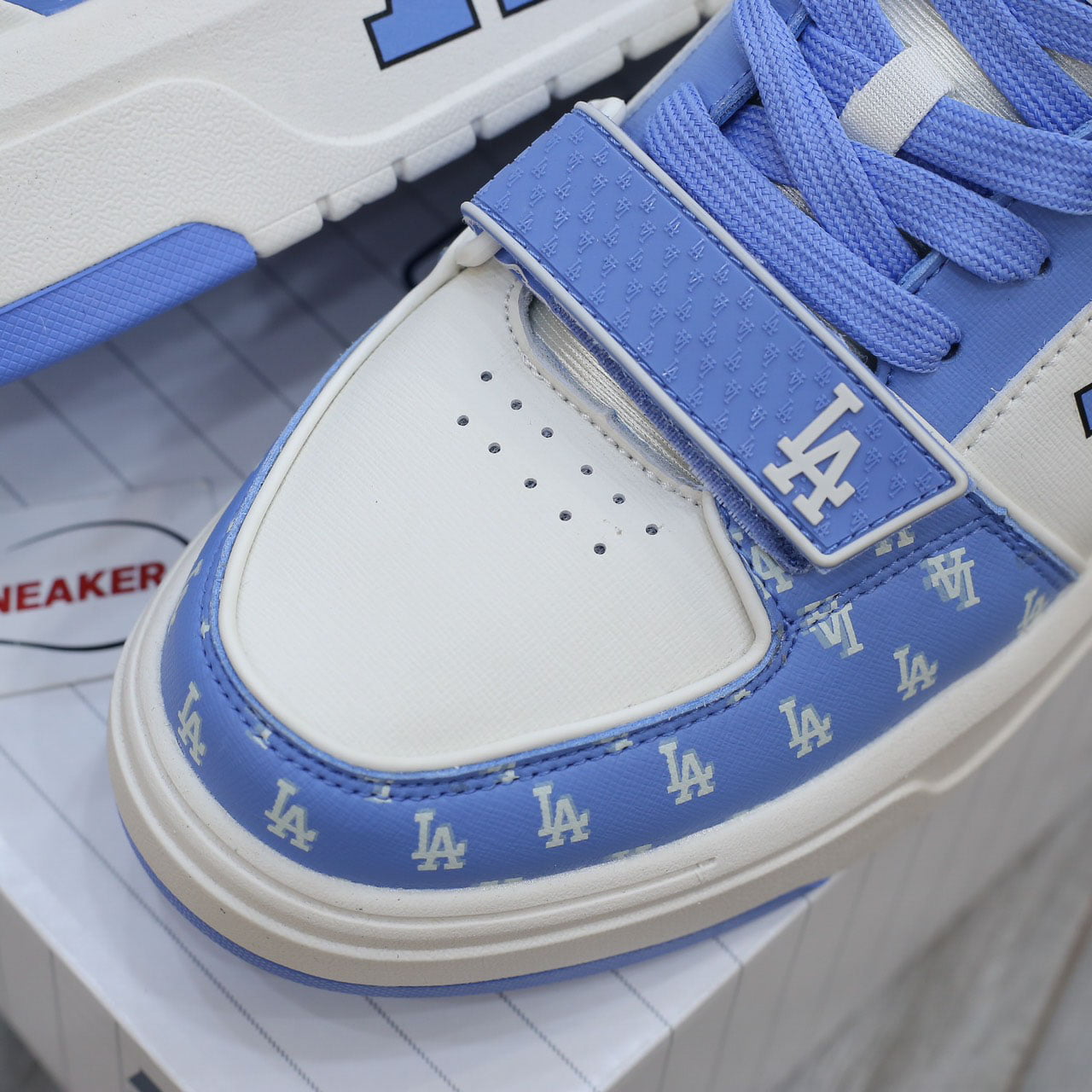 Giày MLB Chunky Liner Mid Classic Monogram LA Blue Like Auth