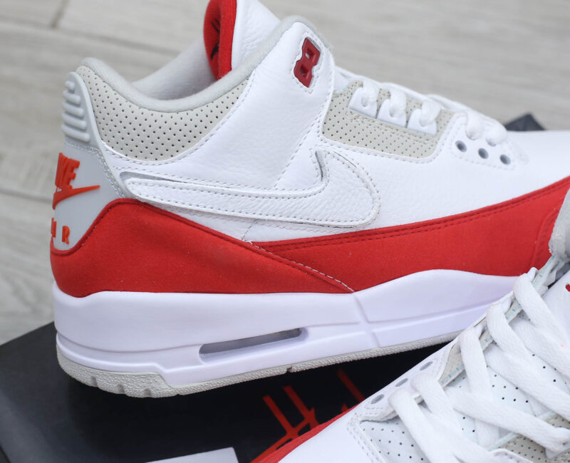 Giày Nike Air Jordan 3 Retro Tinker White University Red Like Auth