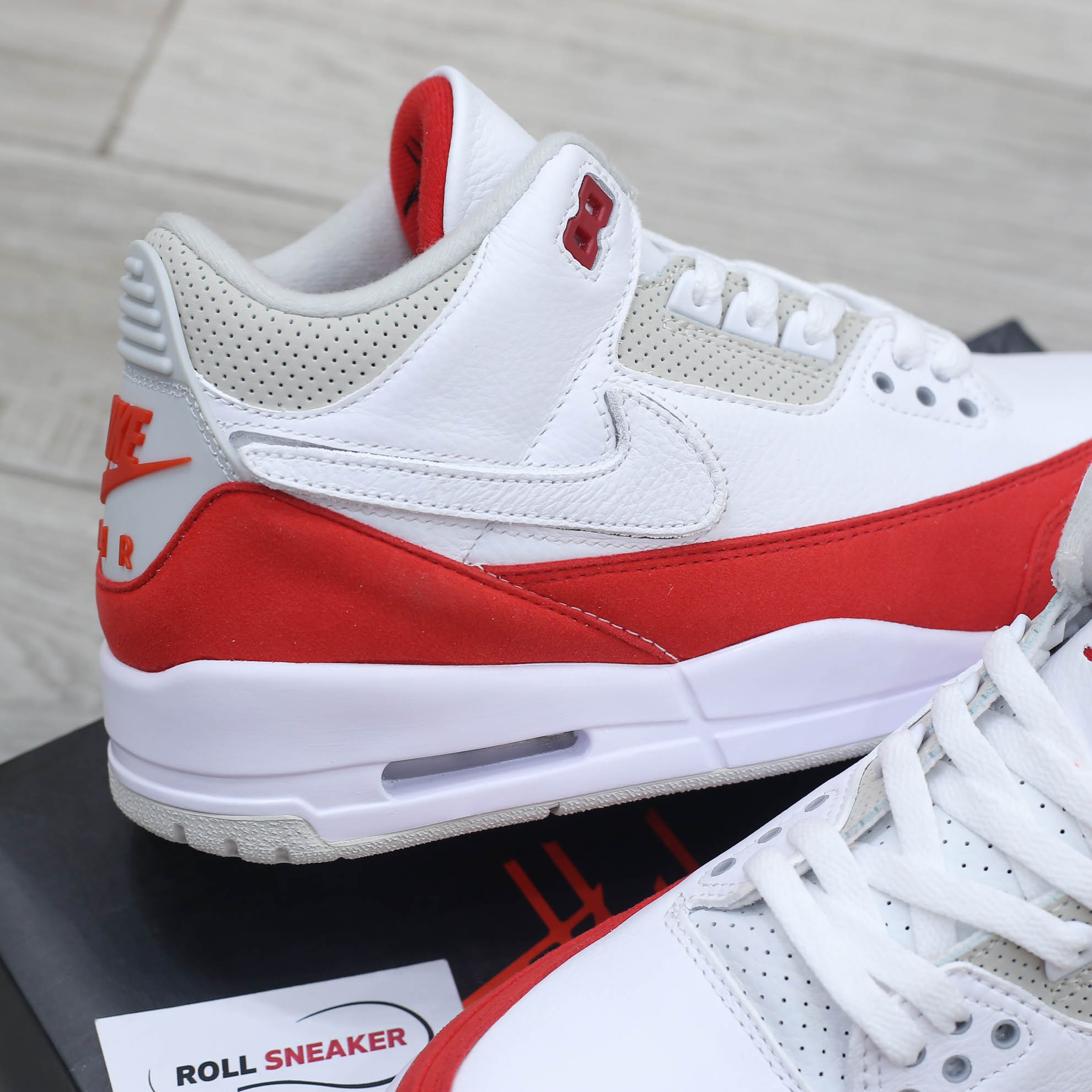 Giày Nike Air Jordan 3 Retro Tinker White University Red Like Auth