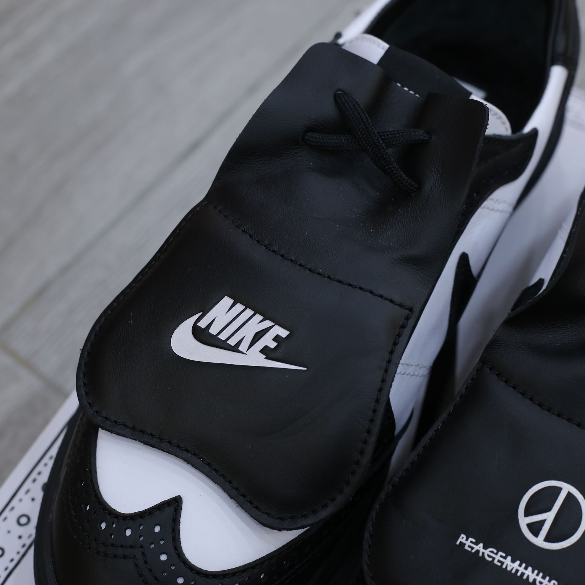 Giày Nike Kwondo 1 G-Dragon Peaceminusone Panda Like Auth