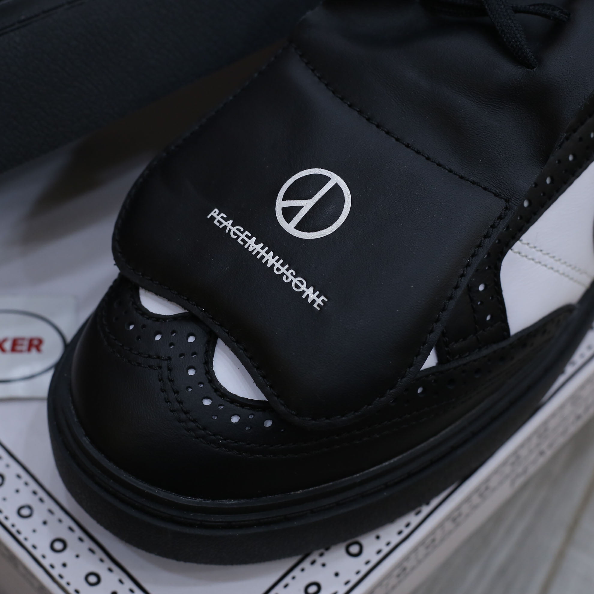 Giày Nike Kwondo 1 G-Dragon Peaceminusone Panda Like Auth