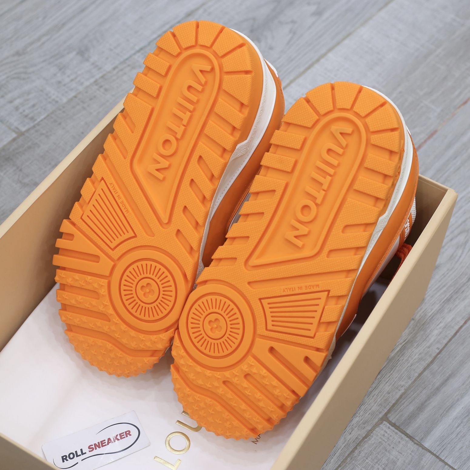 Louis Vuitton Trainer Maxi Orange