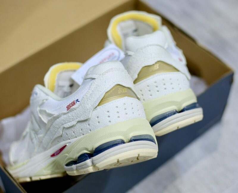 Giày New Balance 2002R Protection Pack ‘Sea Salt’ Like Auth