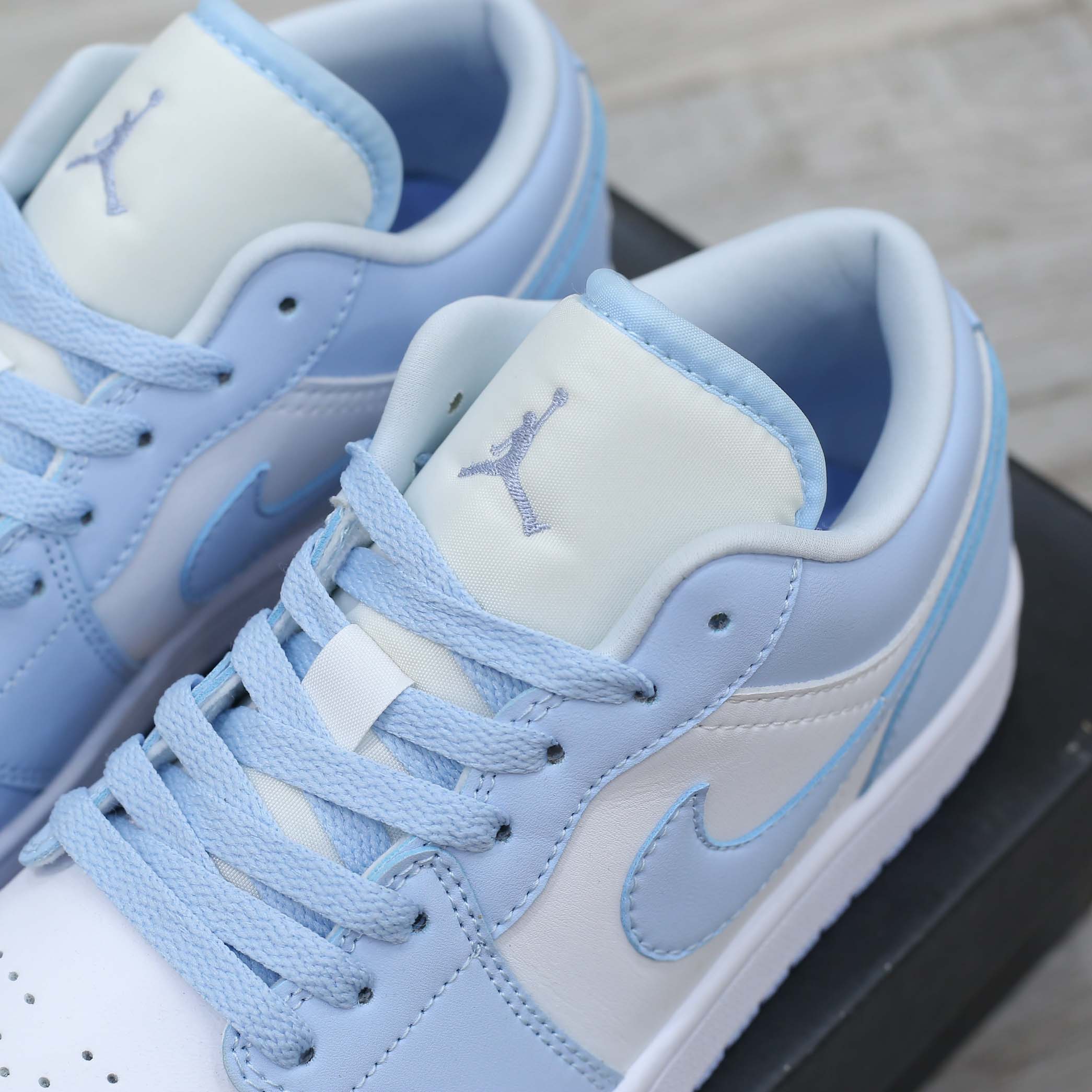 Giày Nike Air Jordan 1 Low ‘Aluminum’ Like Auth