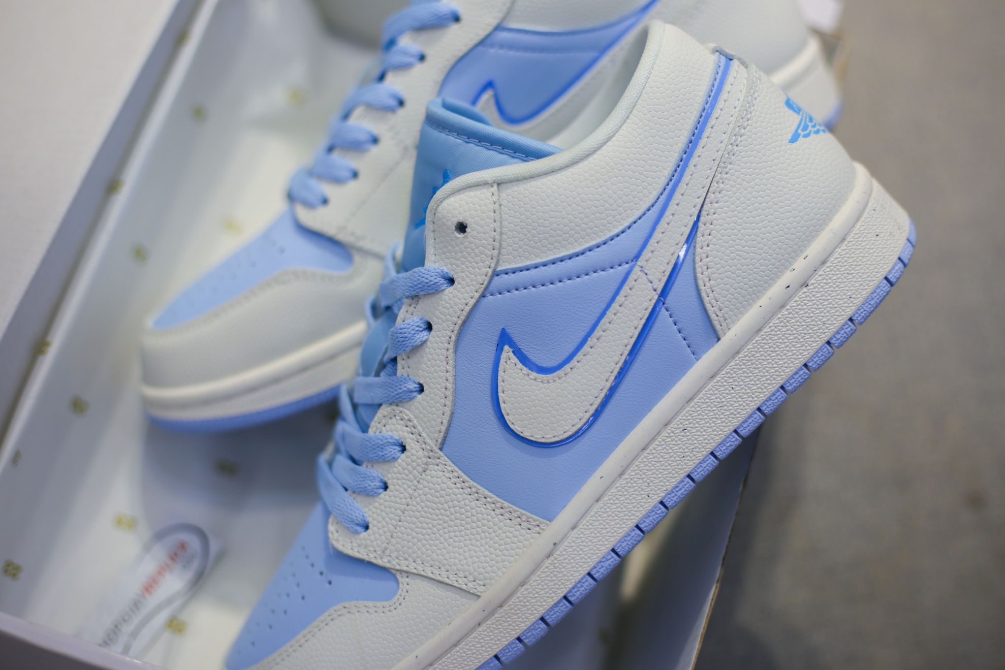 Giày Nike Air Jordan 1 Low ‘Ice Blue’ Like Auth