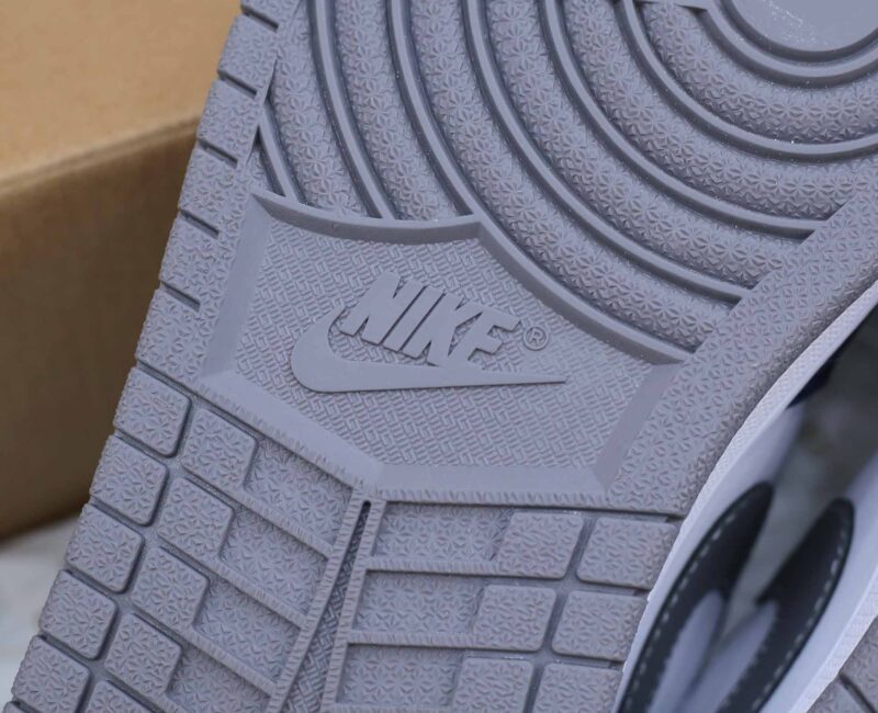 Nike Air Jordan 1 Low ‘True Blue Cement’