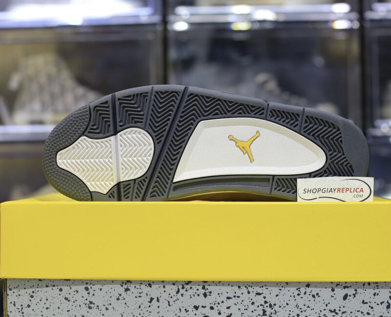 Giày Nike Air Jordan 4 Retro ‘Lightning’ 2021 Like Auth