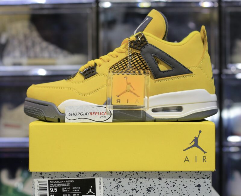 Giày Nike Air Jordan 4 màu vàng ‘Lightning’ 2021