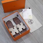 Dép Hermes Blanc Gomme da Epsom Lót Đế Đỏ Mận Best Quality