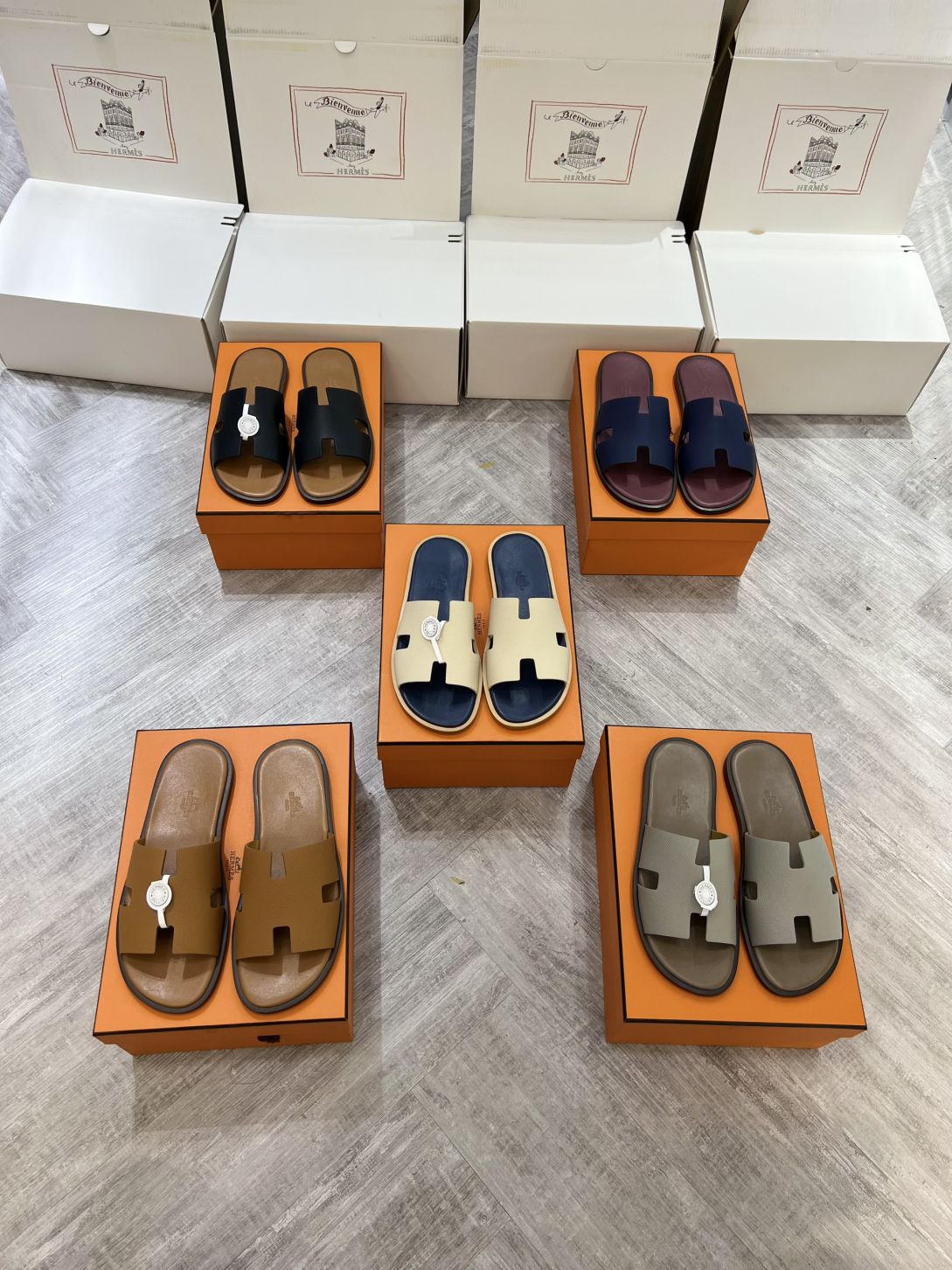 Dép Hermes like auth tại Roll Sneaker