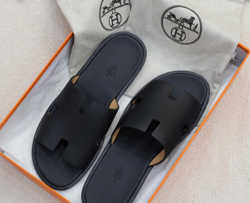 Dép Hermes Nam Full Đen Da Epsom (Sần) Like Auth