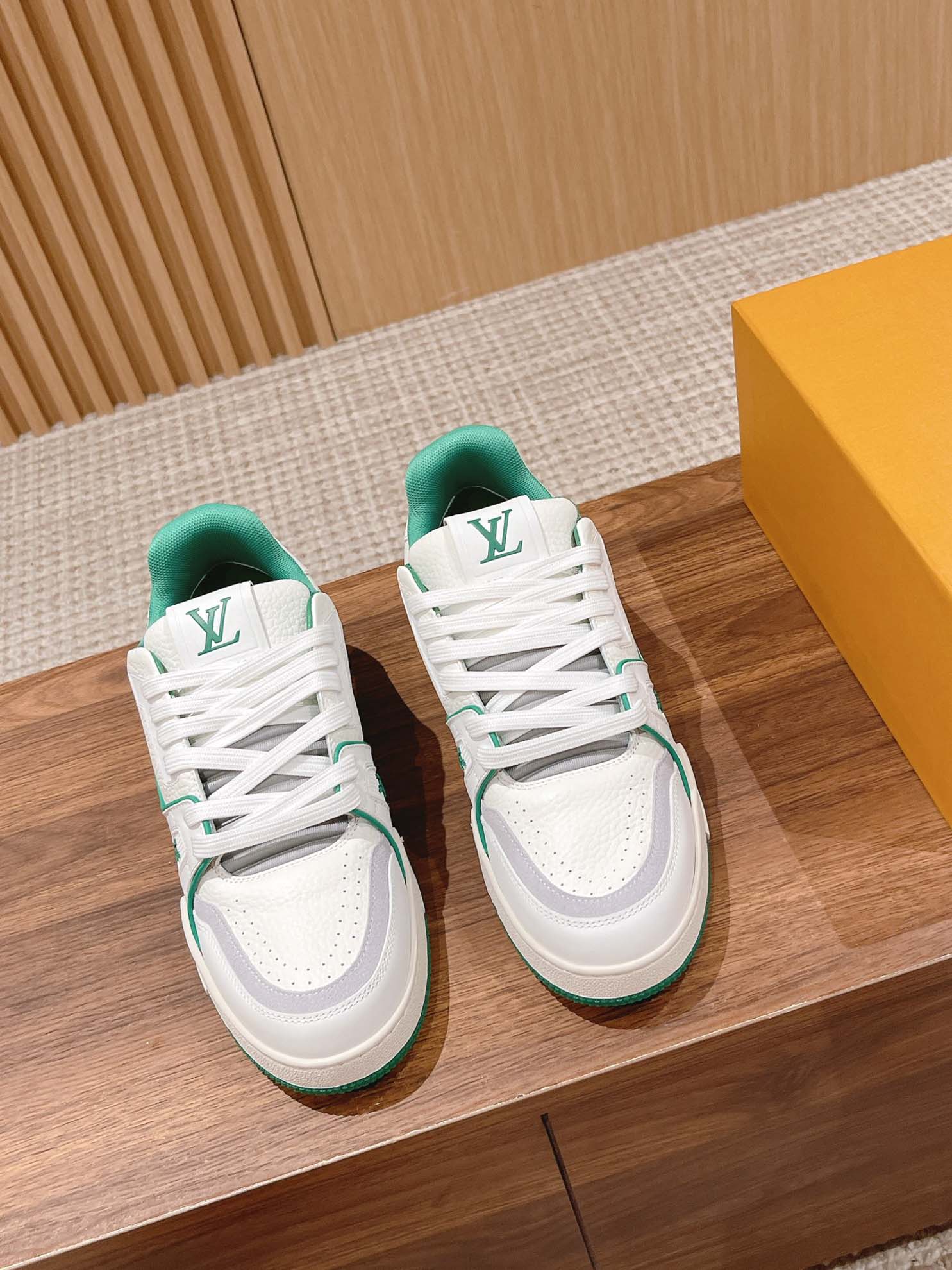 Giày Louis Vuitton Lv Trainer #54 Signature Green White Best Quality