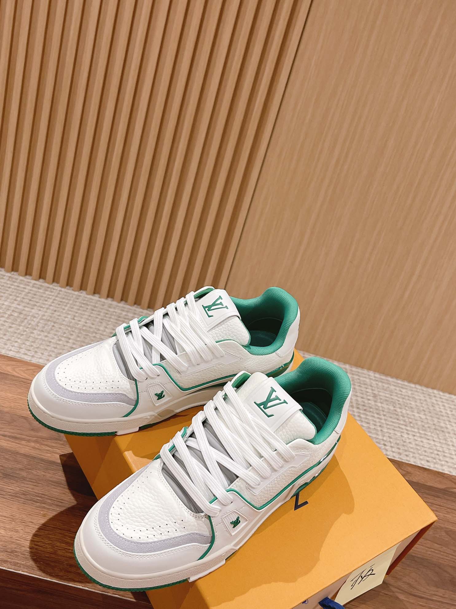 Giày Louis Vuitton Lv Trainer #54 Signature Green White Best Quality