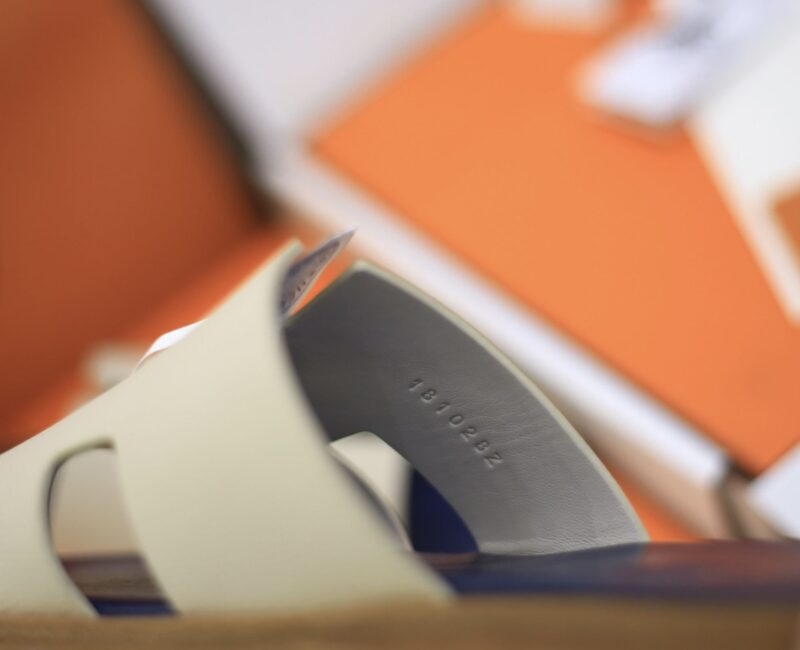 Dép Hermes Blanc Gomme da Epsom Lót Đế Celestial Blue Like Auth