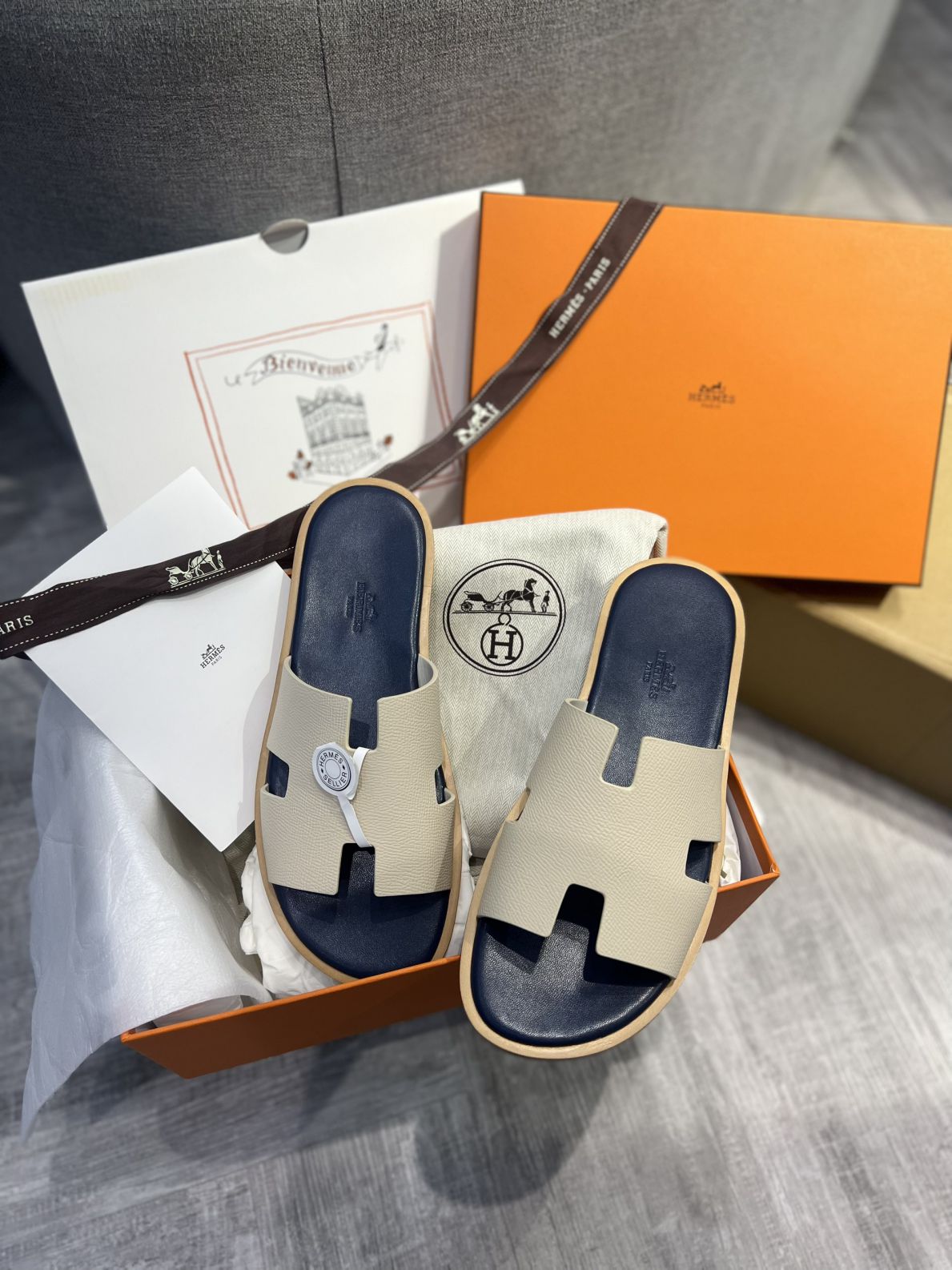 Dép Hermes Blanc Gomme da Epsom Lót Đế Celestial Blue Like Auth