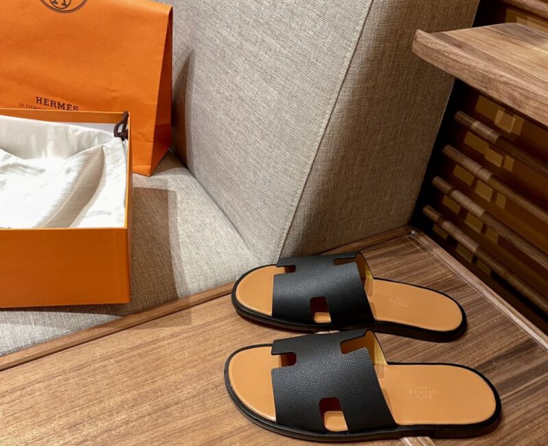 Dép Hermes da Epsom Đen Đế Nâu Like Auth