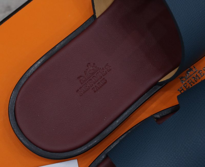 Dép Hermes da Epsom Xanh Đế Đỏ Mận