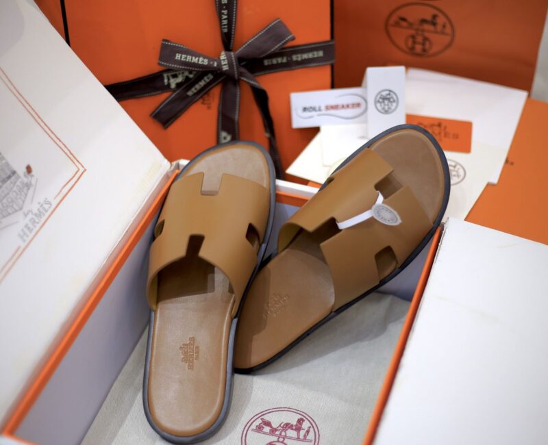 Dép Hermes Izmir Da Trơn Full Brown Nâu Like Auth