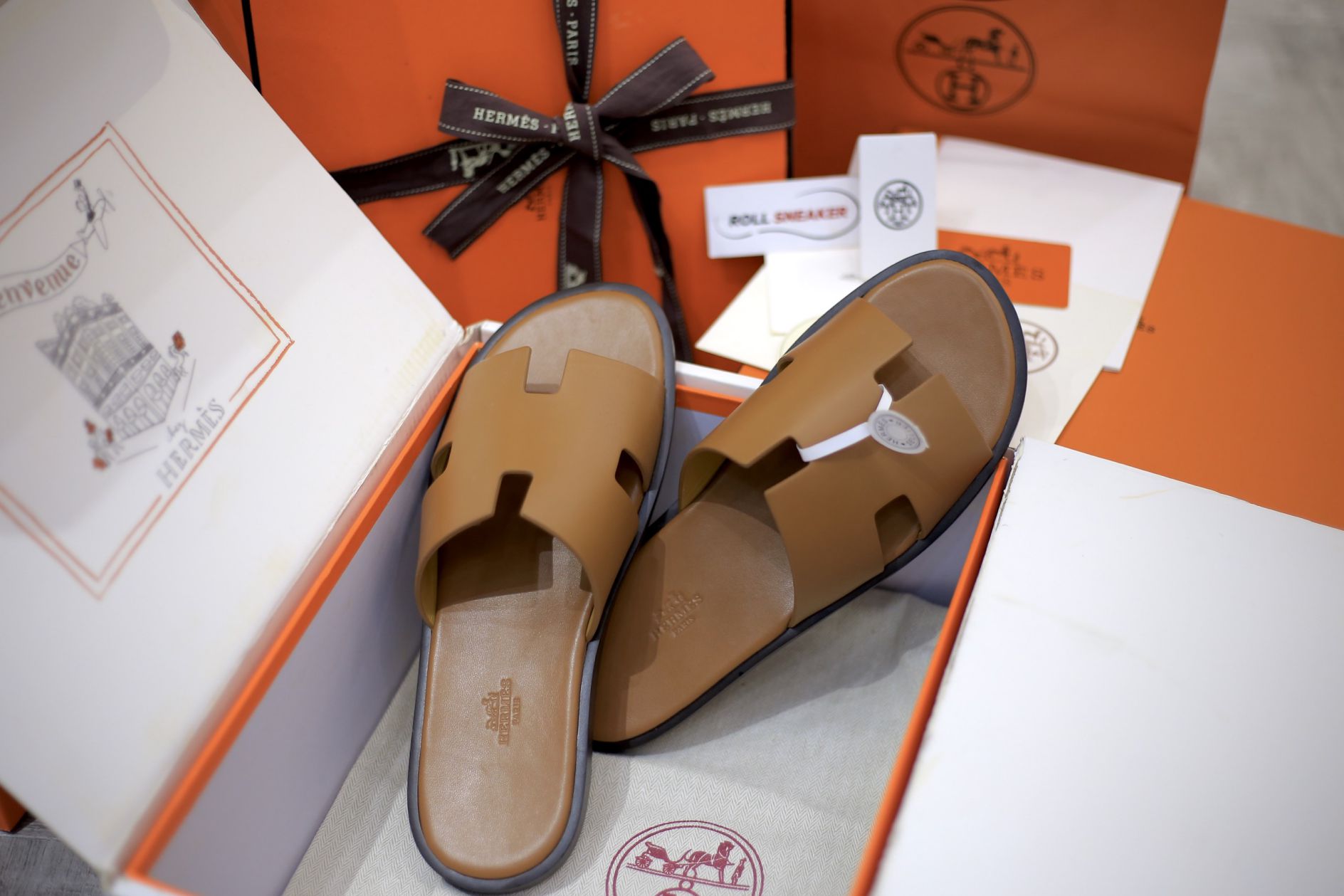 Dép Hermes Izmir Da Trơn Full Brown Nâu Like Auth