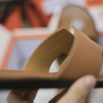 Dép Hermes Izmir Da Trơn Full Brown Nâu Like Auth