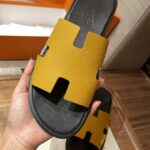 Dép Hermes Lemon Yellow da Epsom Đế Lót Đen Like Auth