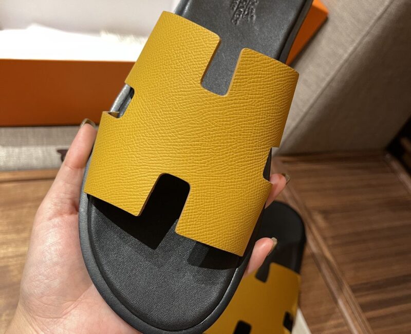 Dép Hermes Lemon Yellow da Epsom Đế Lót Đen Like Auth