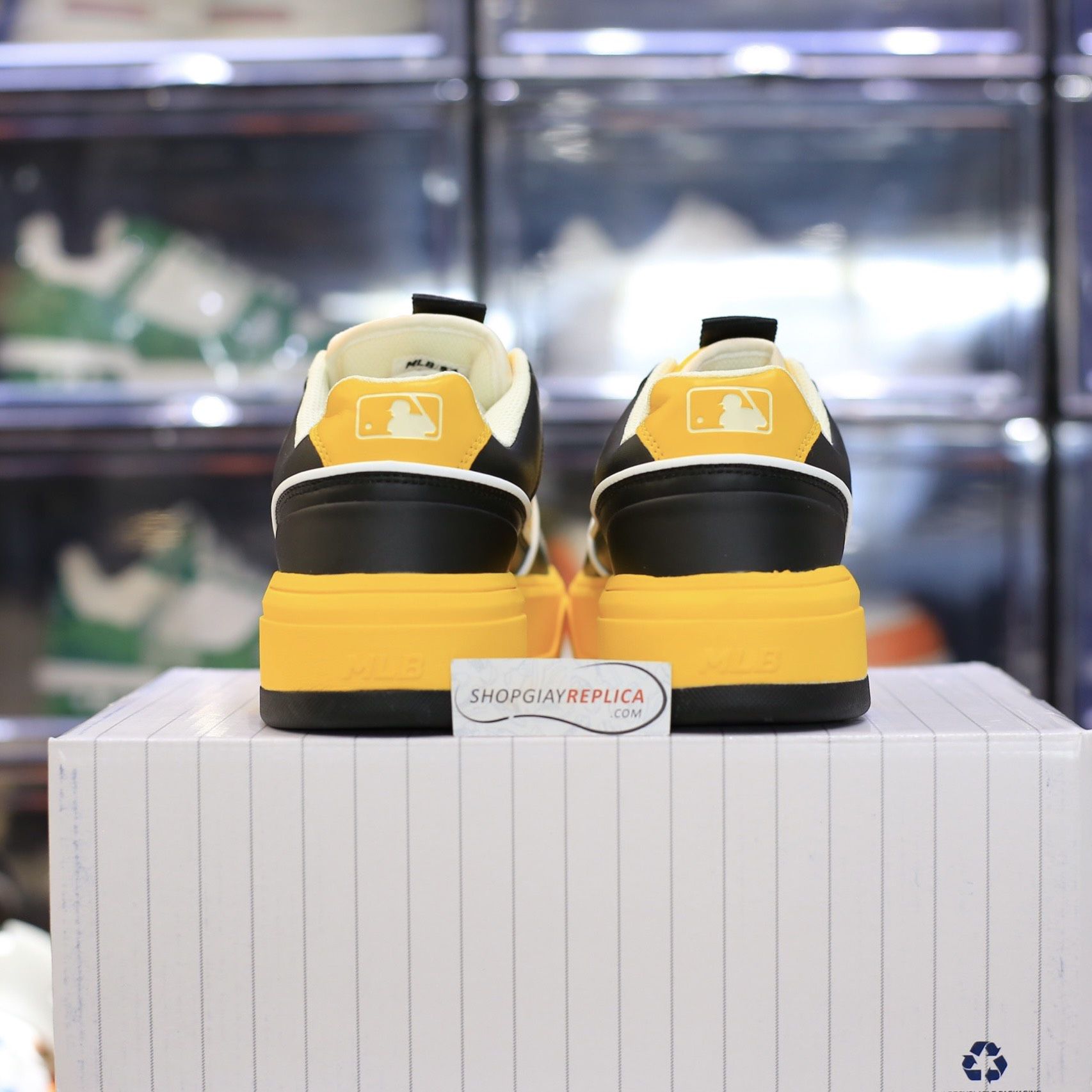 Giày MLB Chunky Liner Low San Francisco Yellow Black Like Auth