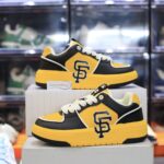 Giày MLB Chunky Liner đen vàng San Francisco
