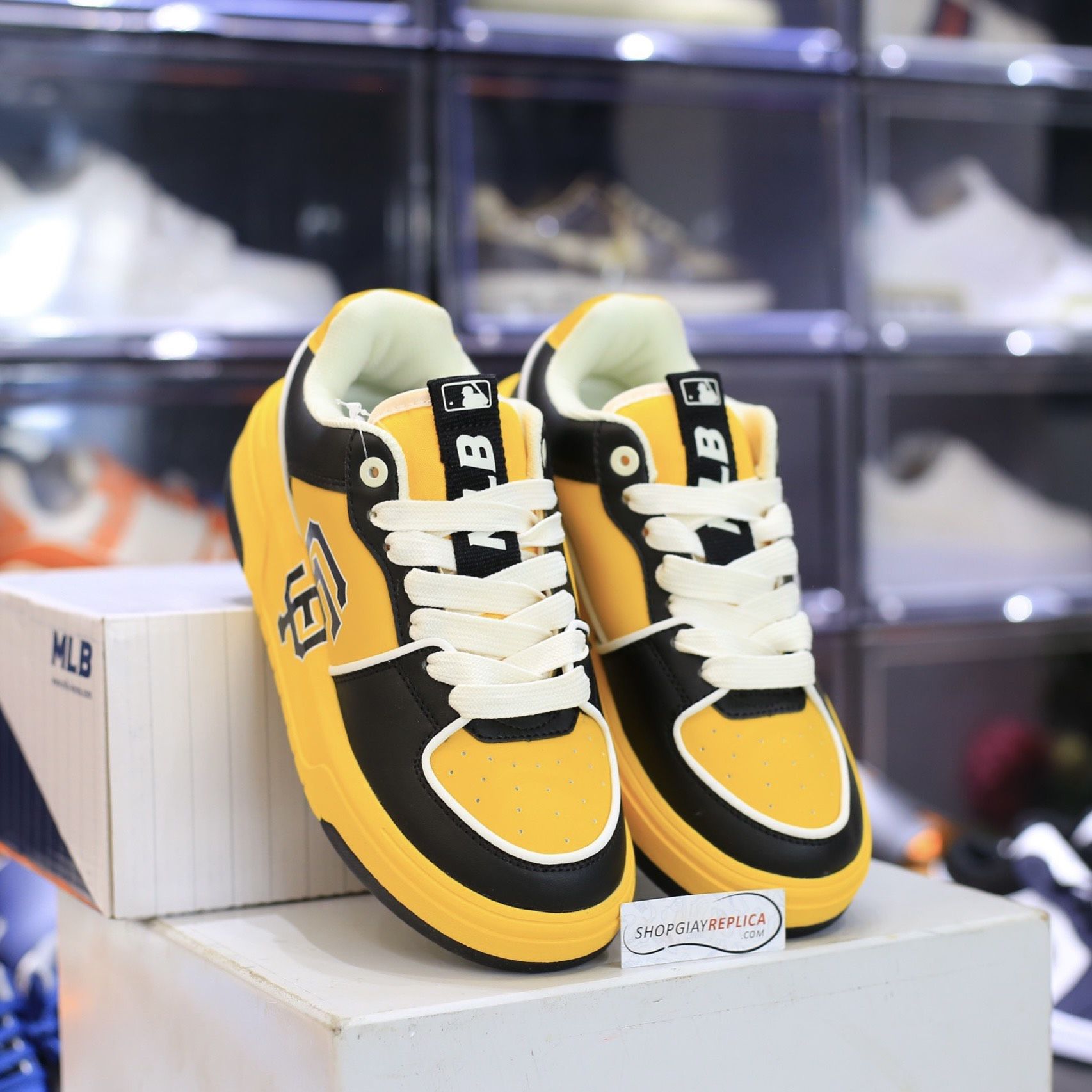 Giày MLB Chunky Liner Low San Francisco Yellow Black Like Auth