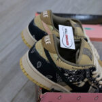 Nike SB Dunk Low Travis Scott Like Auth