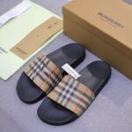 Dép Burberry Vintage Check Print Slides Archive Beige