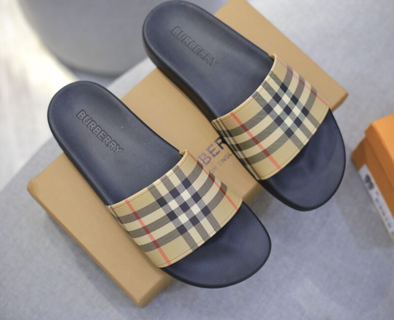Dép Burberry Vintage Check Print Slides Archive Beige