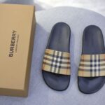 Dép Burberry Vintage Check Print Slides Archive Beige