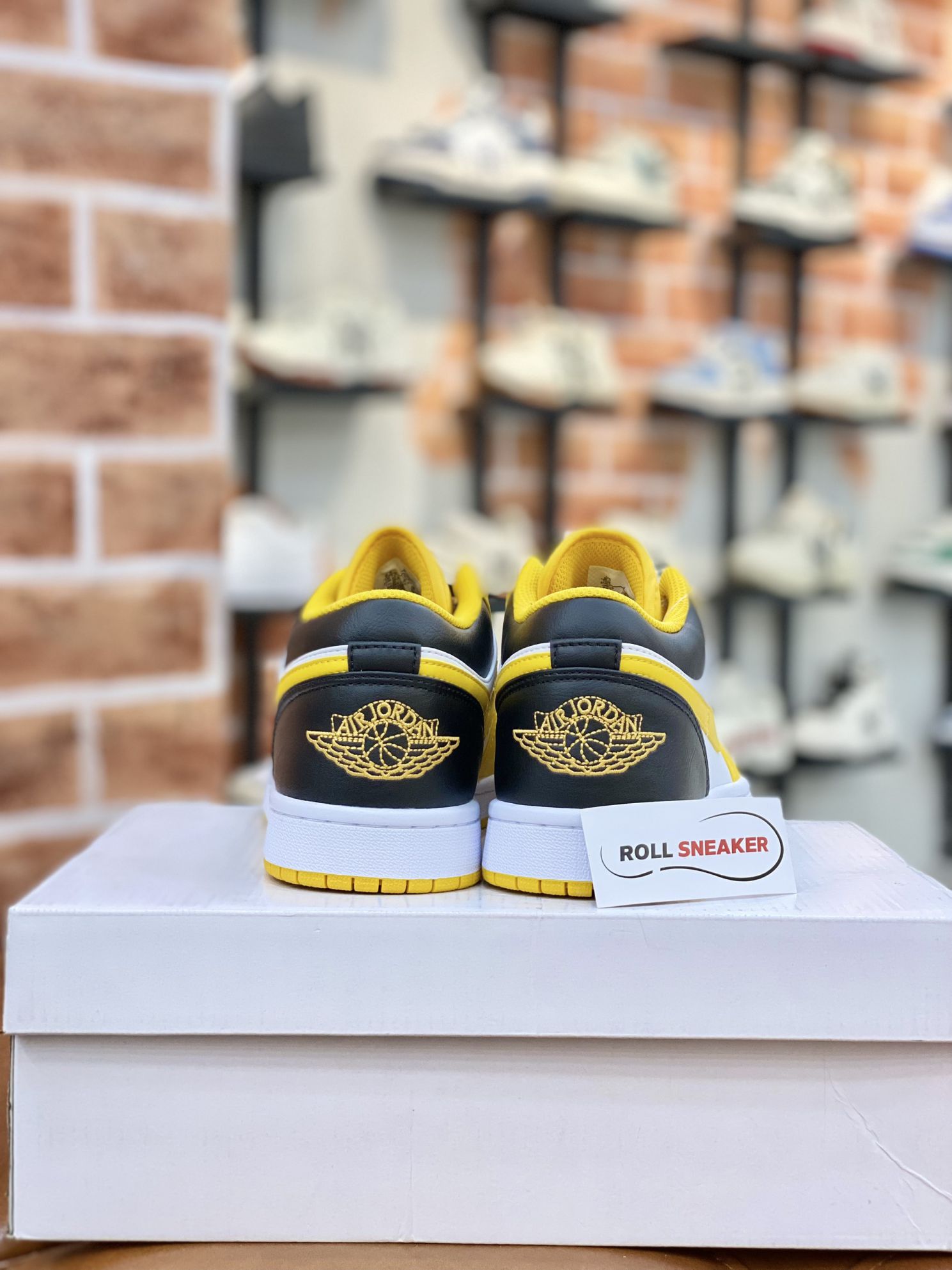 Giày Nike Air Jordan 1 Low ‘Taxi’ Like Auth