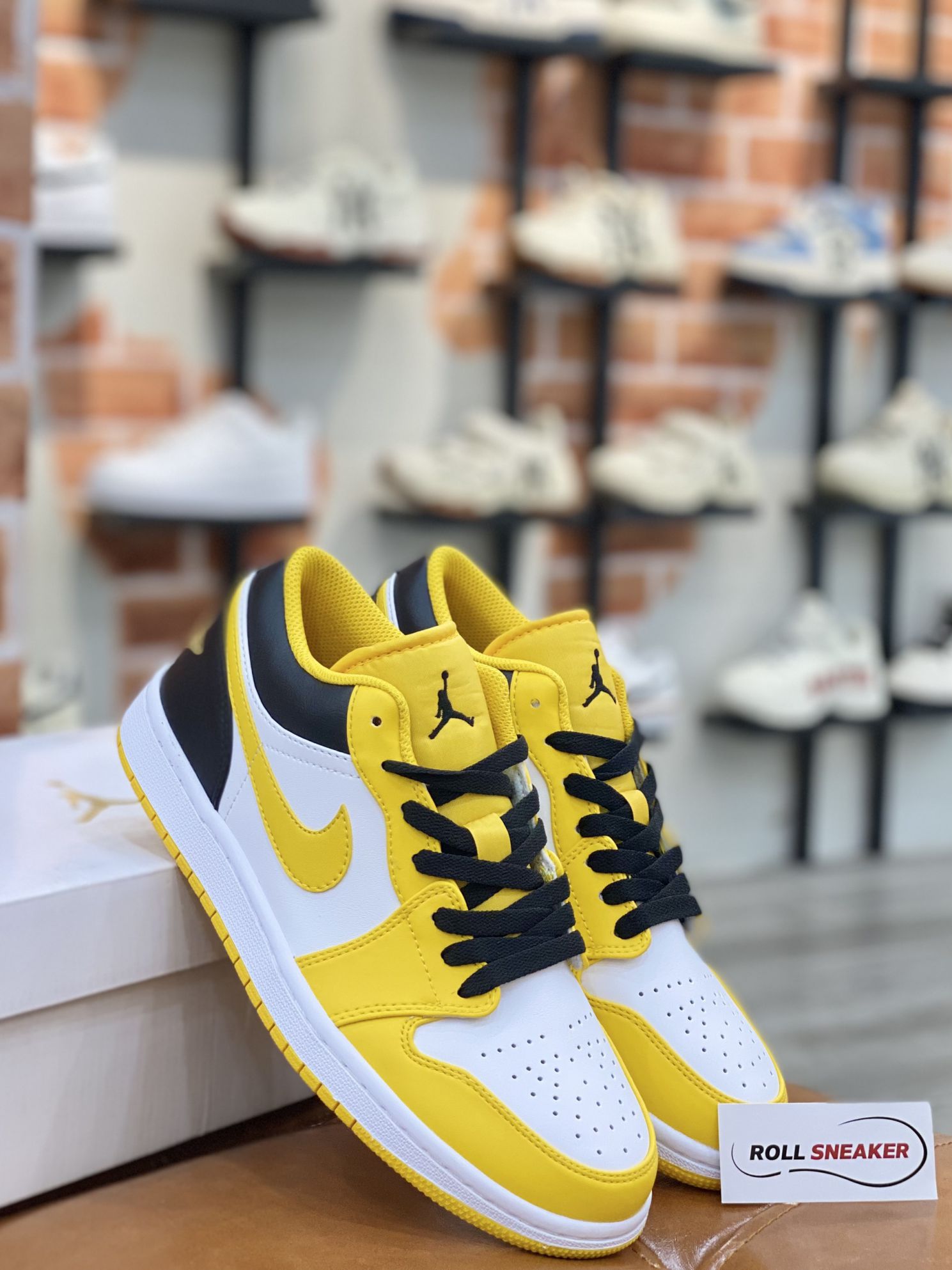 Giày Nike Air Jordan 1 Low ‘Taxi’ Like Auth