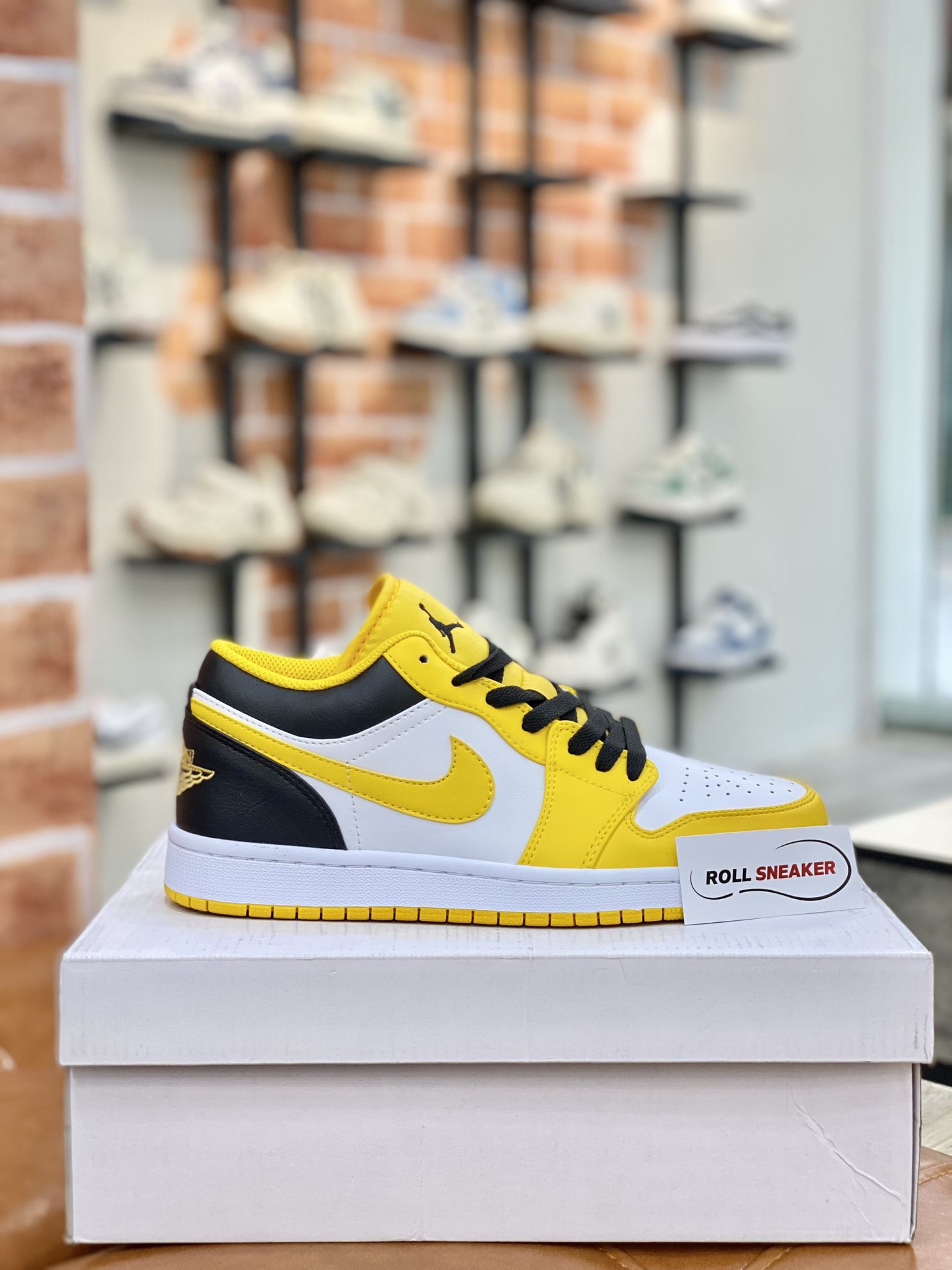 Giày Nike Air Jordan 1 Low ‘Taxi’ Like Auth