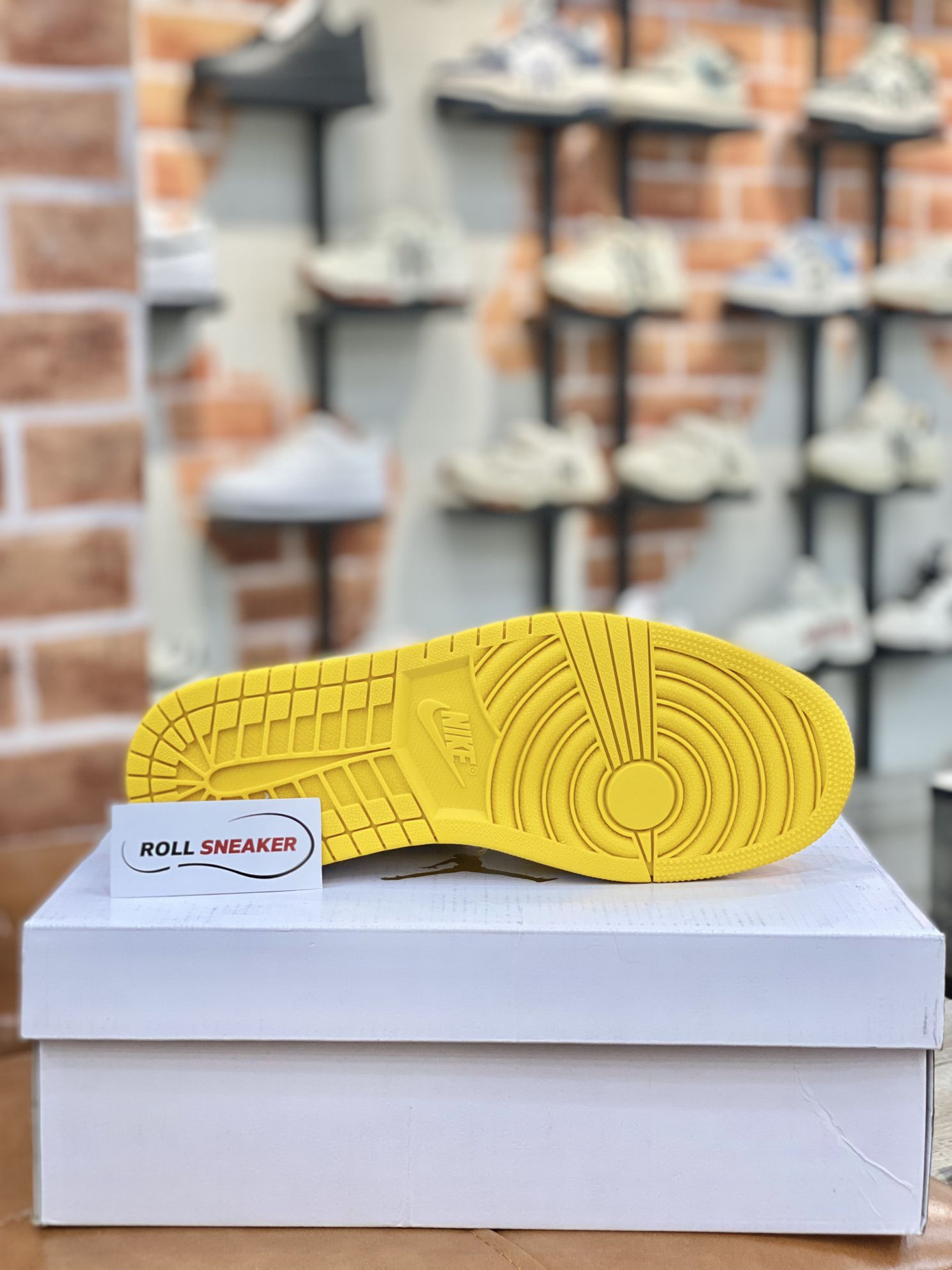 Giày Nike Air Jordan 1 Low ‘Taxi’ Like Auth